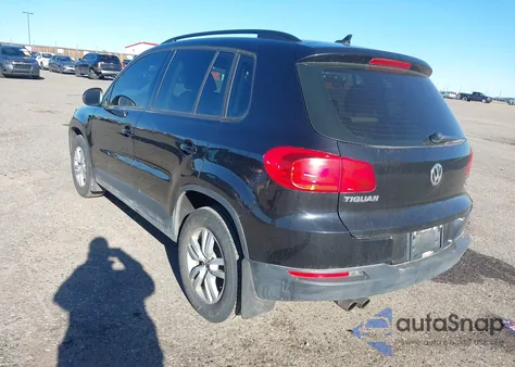 2017 Volkswagen Tiguan 2.0T/2.0T S z USA, uszkodzony, nr VIN WVGBV7AX8HK008308